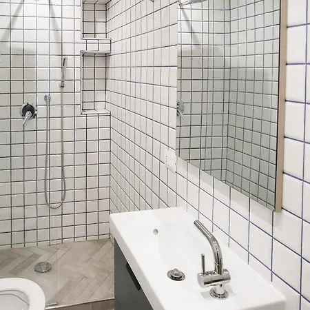公寓 布里尼42博科尼度假屋