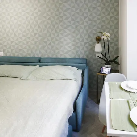 Apartment Bligny 42 - Bocconi Milan