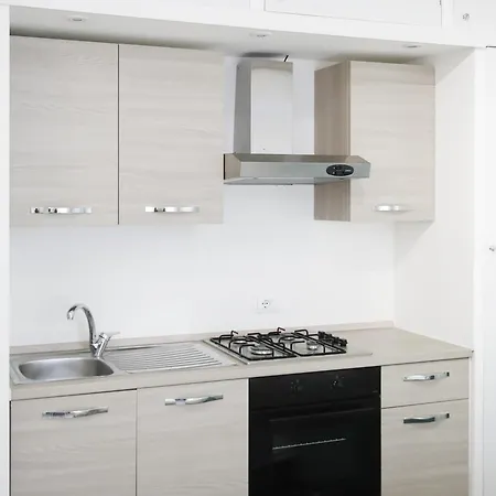 Bligny 42 - Bocconi Apartment